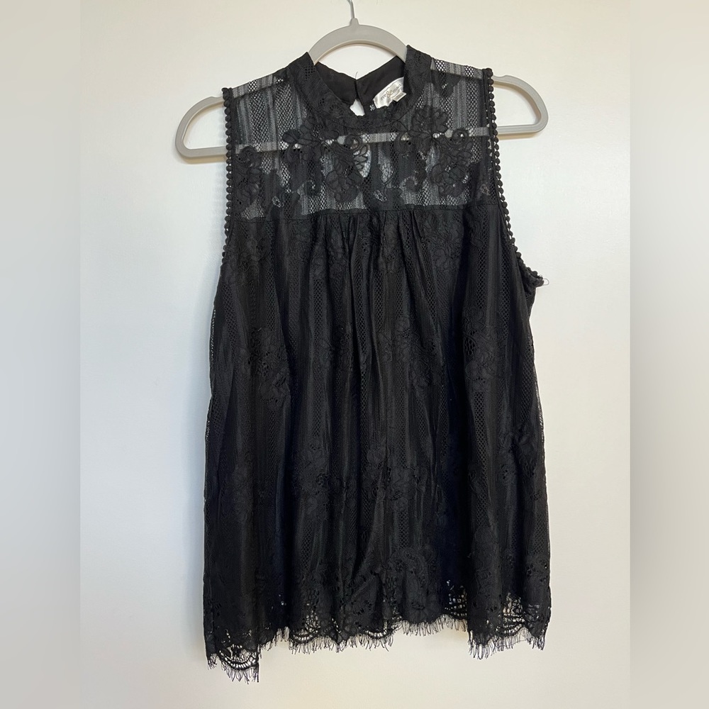 Lace Sleeveless Top by Eve & Maddie - XL